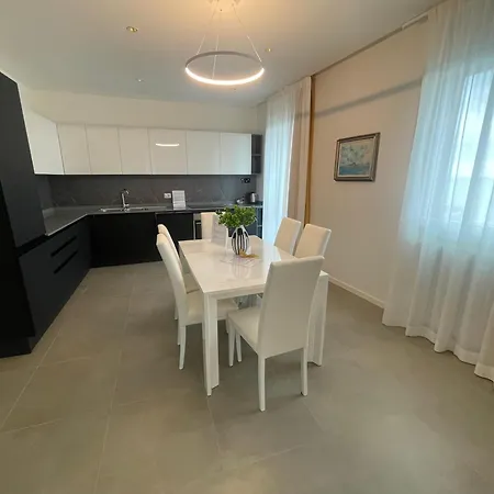 Nuovo Serenissima Frontemare - Agenzia Cocal Apartment *