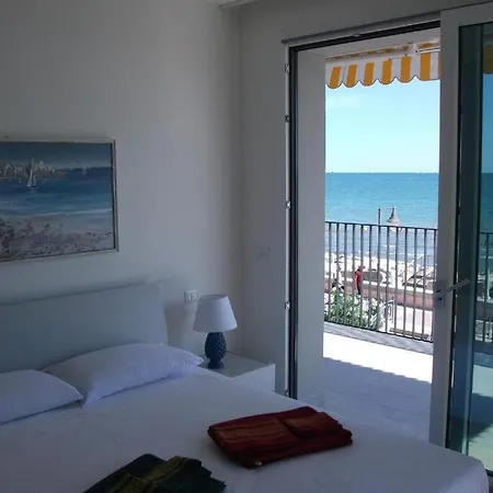 Nuovo Serenissima Frontemare - Agenzia Cocal * Caorle