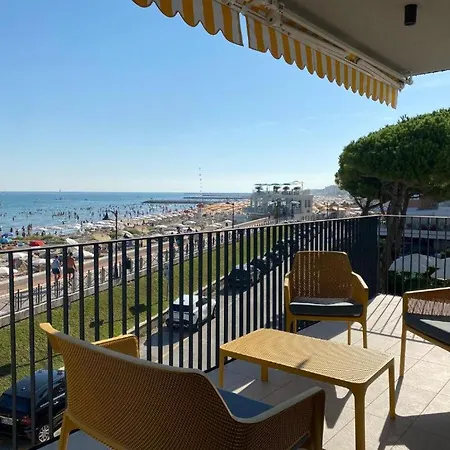 Apartment Nuovo Serenissima Frontemare - Agenzia Cocal