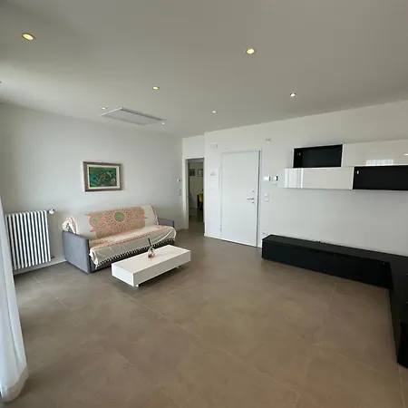 Appartement Nuovo Serenissima Frontemare - Agenzia Cocal